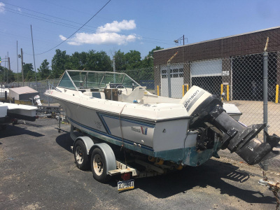 1988 Wellcraft V-20