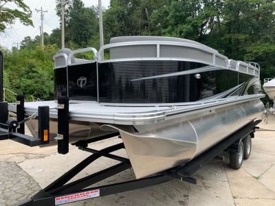 2021 Tahoe 2080 SLT Quad Lounge