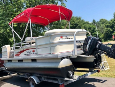 2006 Sun Tracker Party Barge 18
