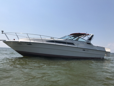 1986 Sea Ray 1988 Express Cruiser