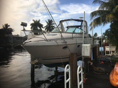 2008 Rinker 260 Express Cruiser
