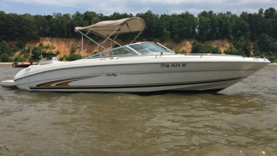 1999 Sea Ray 230 BR
