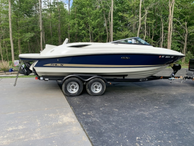 2014 Sea Ray 230SLX