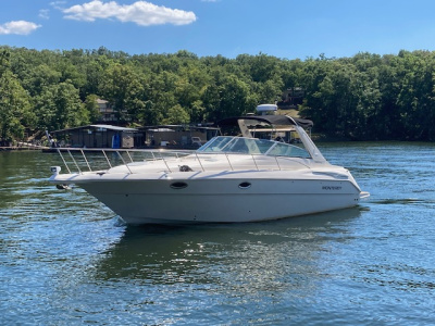 2004 Monterey 322 CRUISER