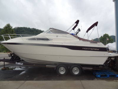 1996 Monterey 256 Cruiser