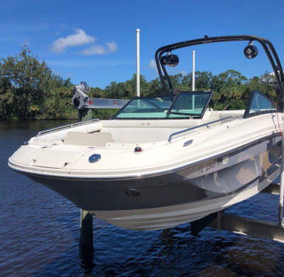 2018 Sea Ray SDX 250