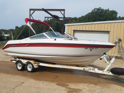 1990 Regal Valenti 220