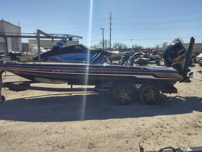 2017 Skeeter Fx21le