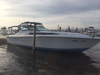1990 Sea Ray Express Cruiser